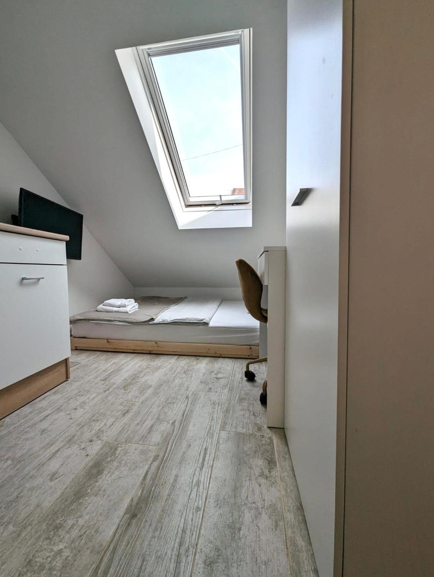 Miniscule Urban Tent Zagreb Eksteriør billede