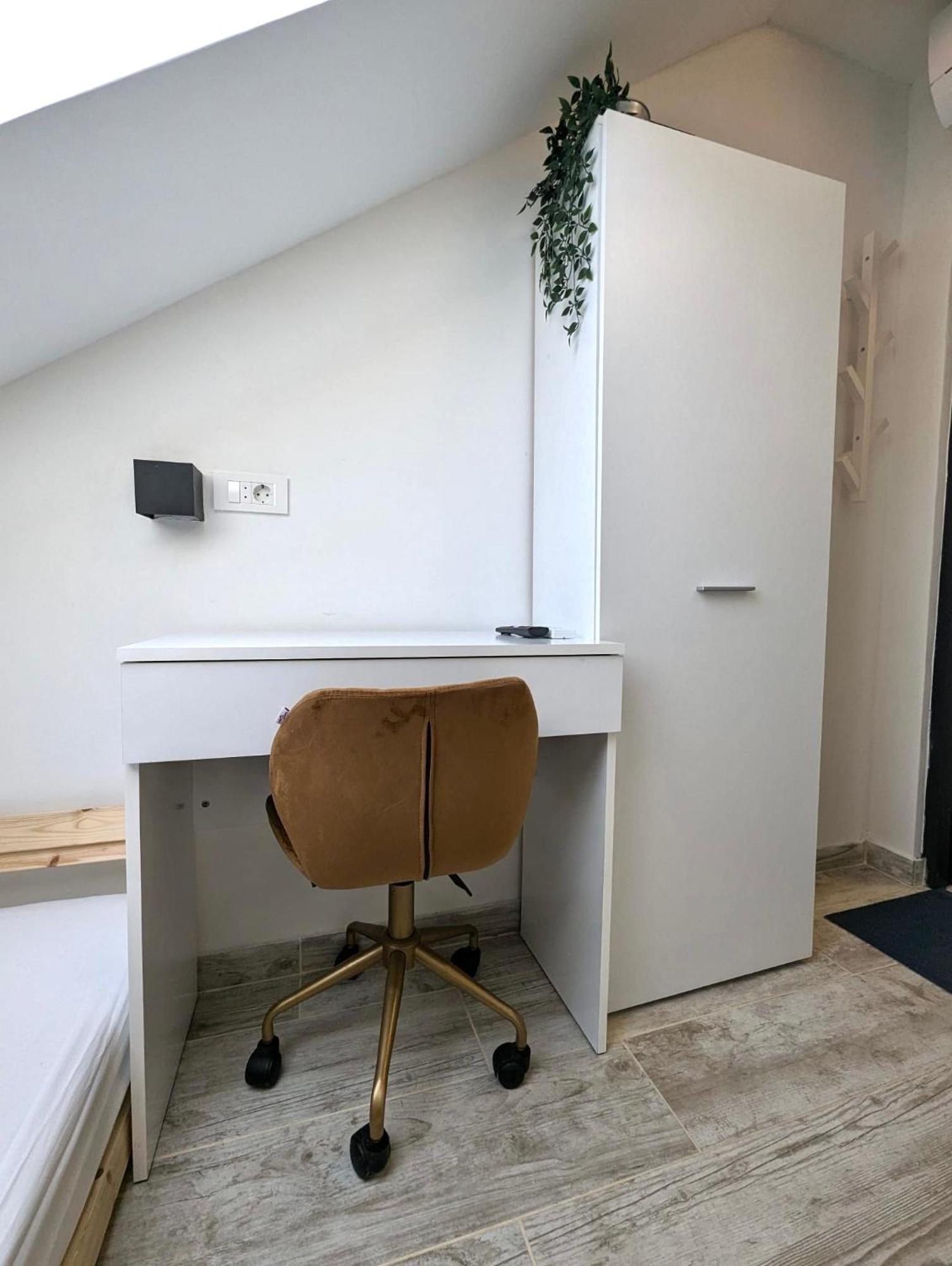 Miniscule Urban Tent Zagreb Eksteriør billede